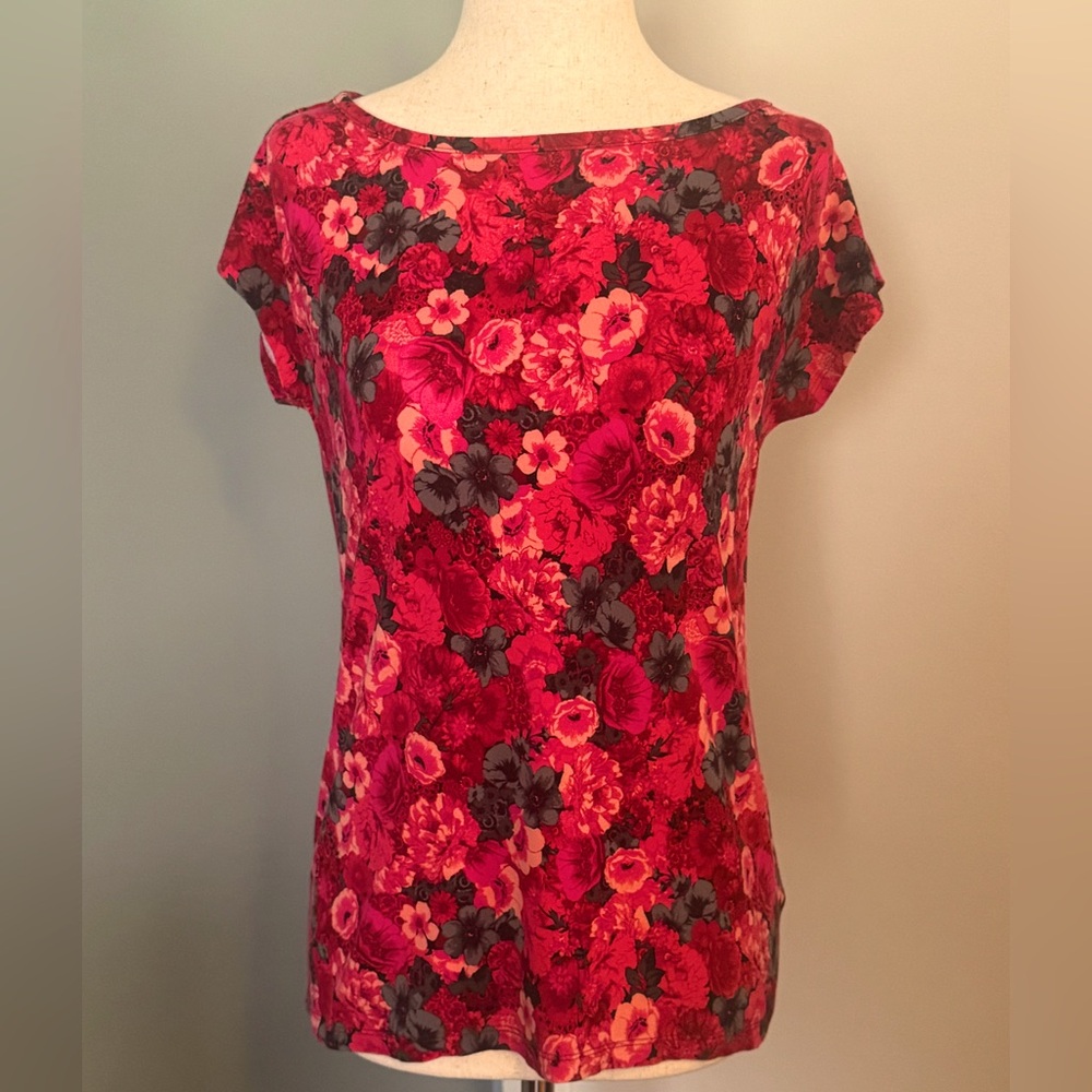 Talbots petite ladies small red floral top.